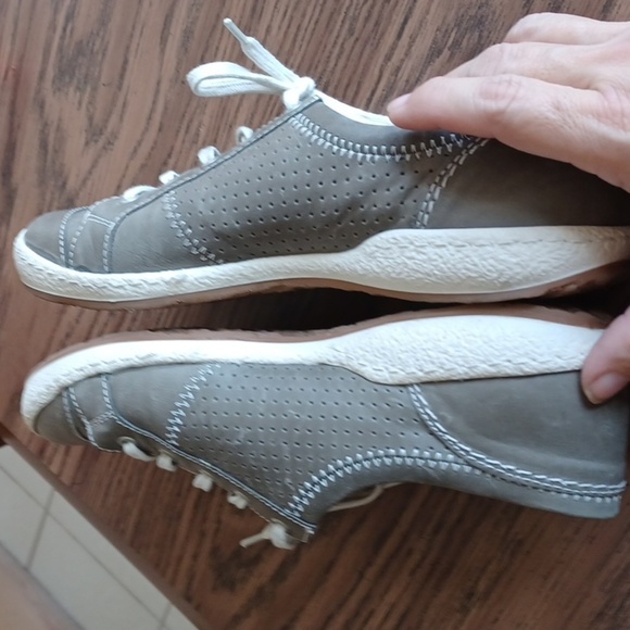 Josef Seibel Caspian European sneaker gray size 39 Eur 8 US - Picture 5 of 9